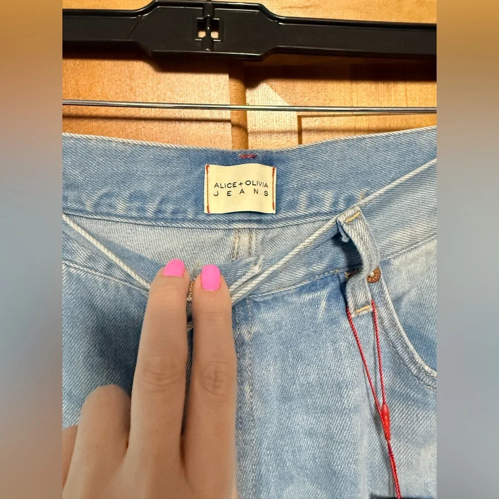 Alice + Olivia Cay Baggy Denim Cargo Pants sz 29 BRAND NEW WITH TAGS - Picture 9 of 10